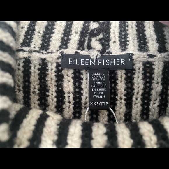 Cozy turtleneck sweater - Picture 2 of 2